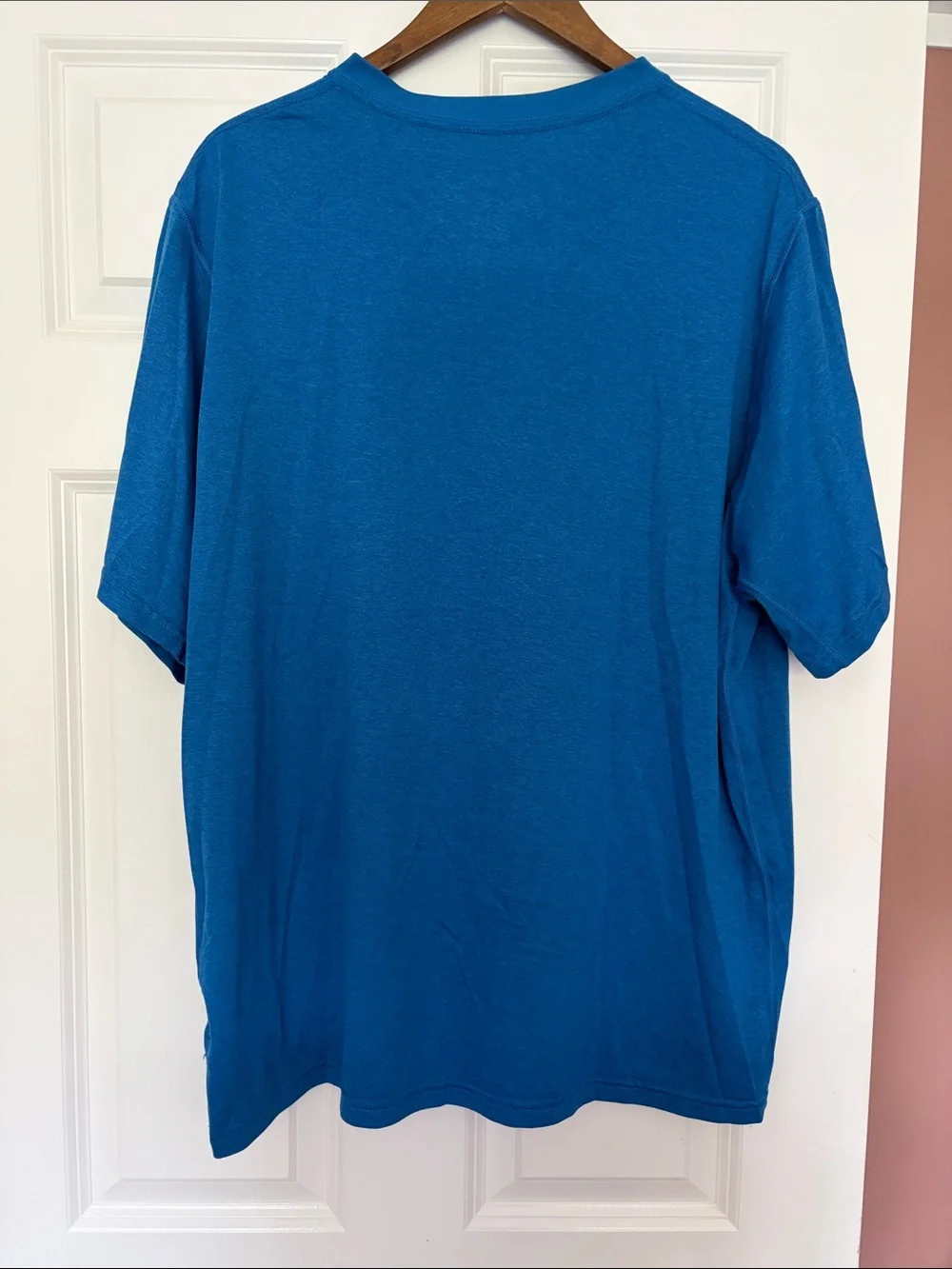 Nike Men’s Dri-FIT Short Sleeve V-Neck Tee - Royal Blue